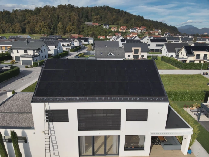 naselje sončnih elektrarn